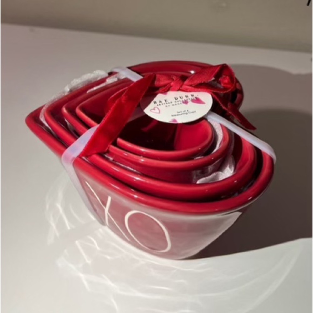 Rae Dunn heart XOXO measuring cups (BUY NOW) - Picture 5 of 7